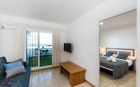 Carola 2 - Apartamento En Primera Linea